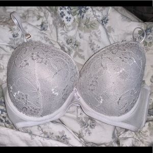 White Lace body frosting Bra 36D